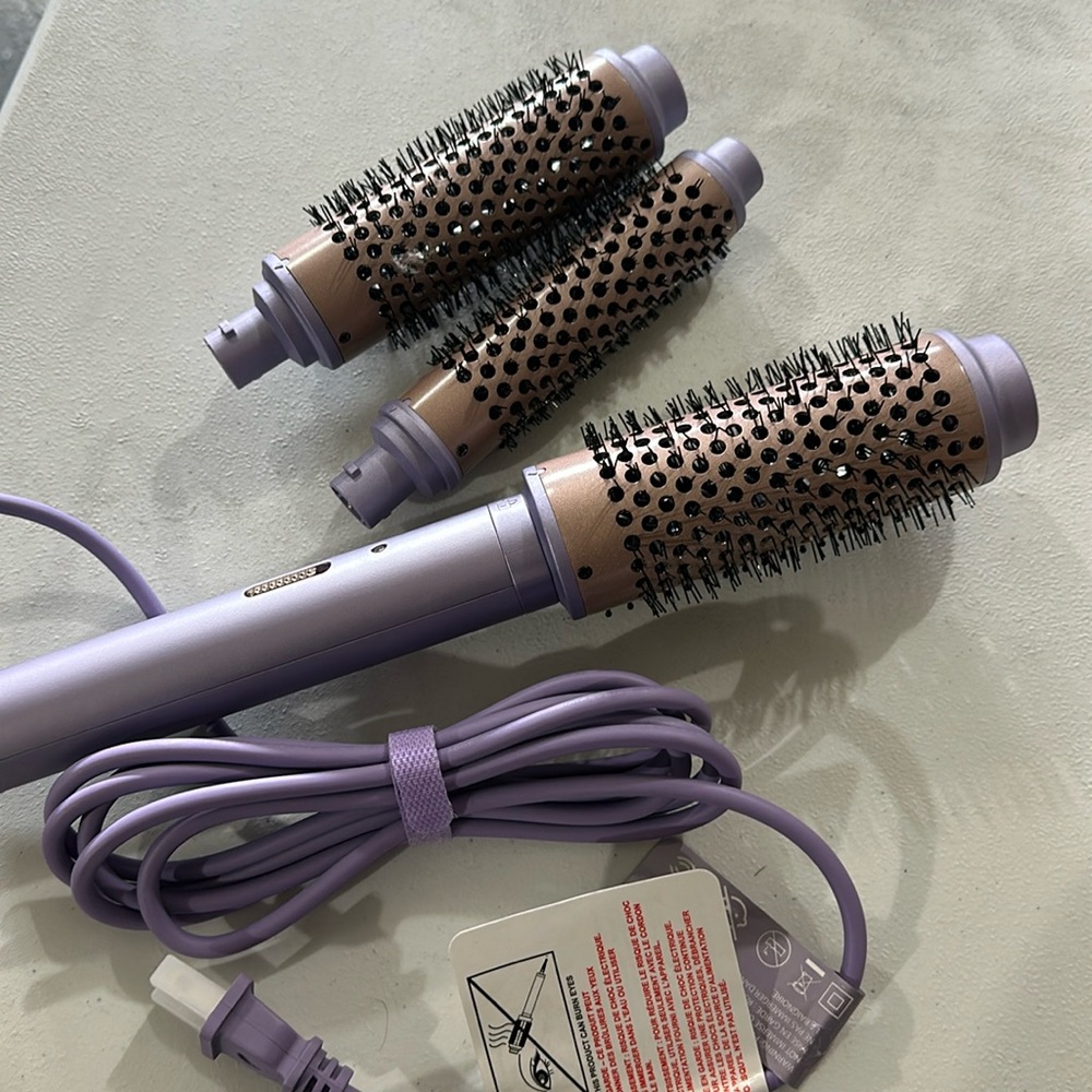 Monat bristle curling rod with attachments